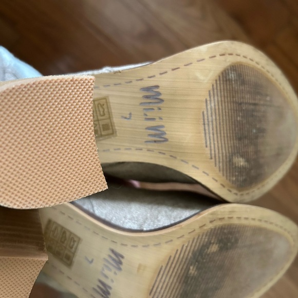 Mi.iM Brown/Beige Faux Suede 4” Tall Heeled Knee High Boots Size 7 Women - Picture 12 of 12